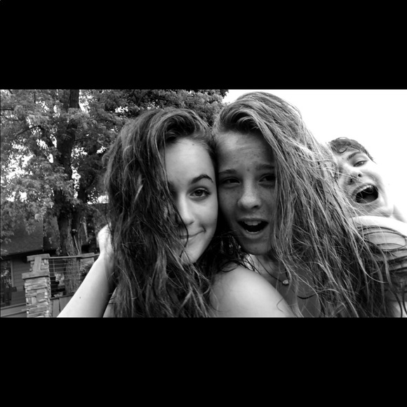 Meet your Posher, Leighton - Picture 1 of 1